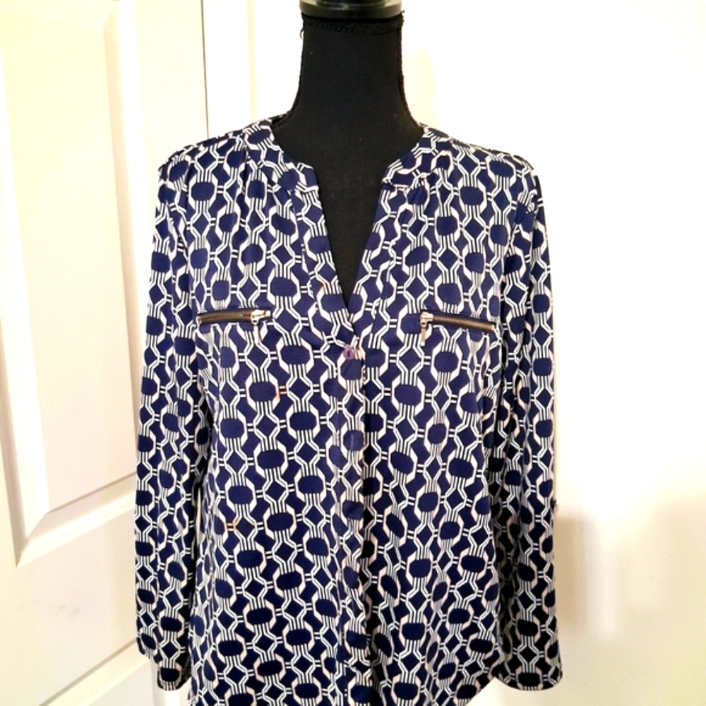 Navy and White Geometric Women's Top - Picture 3 of 5
